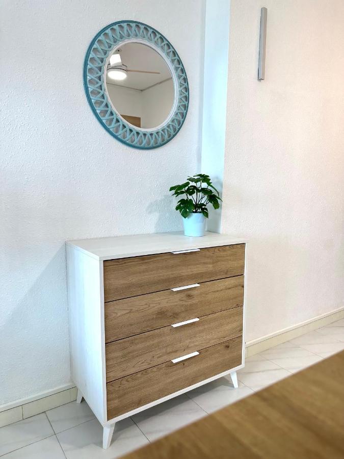 Face A La Mer - Vue Epique, Climatisation, Wifi, Draps Inclus Empuriabrava Exterior foto